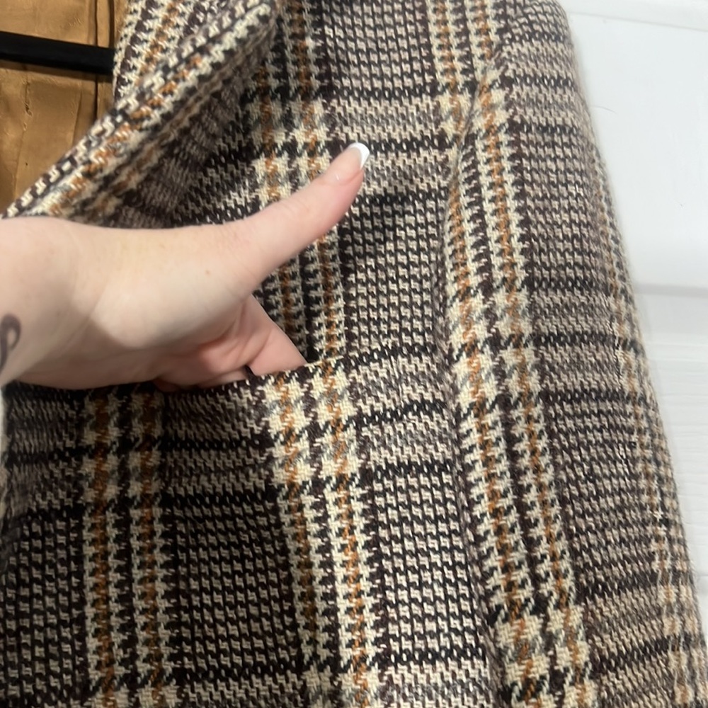 Mens pure Scottish Wool Hand Woven Tweed Jacket. - Picture 9 of 9